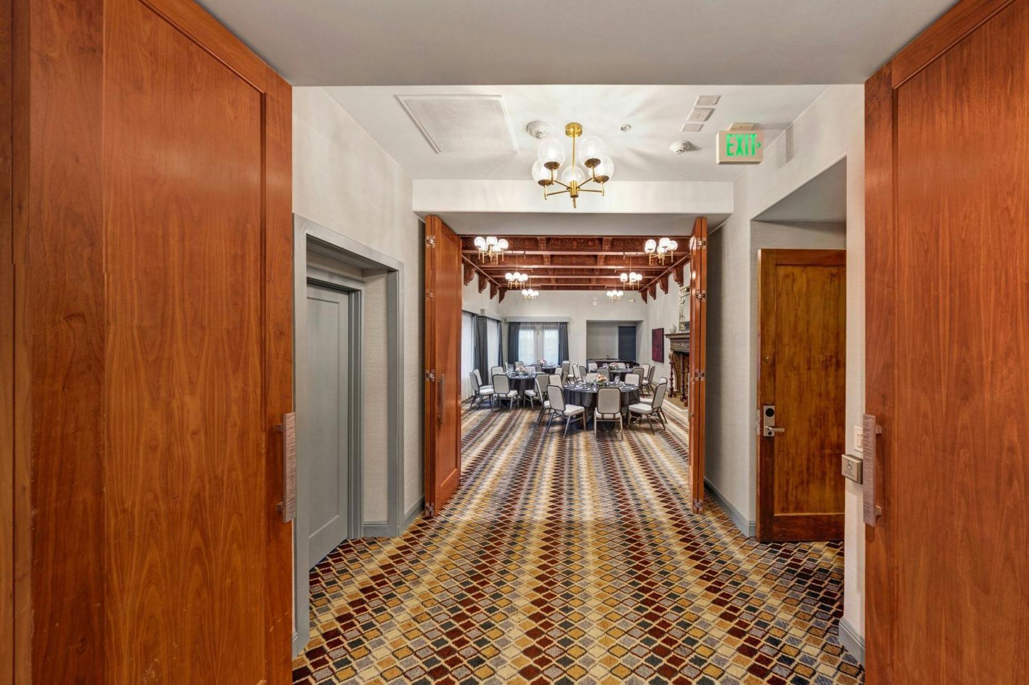 Hotel Adagio, Autograph Collection Сан-Франциско Экстерьер фото